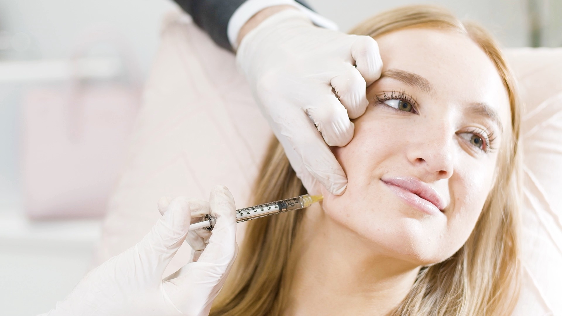 Botox for Jawline Slimming: A Comprehensive Guide